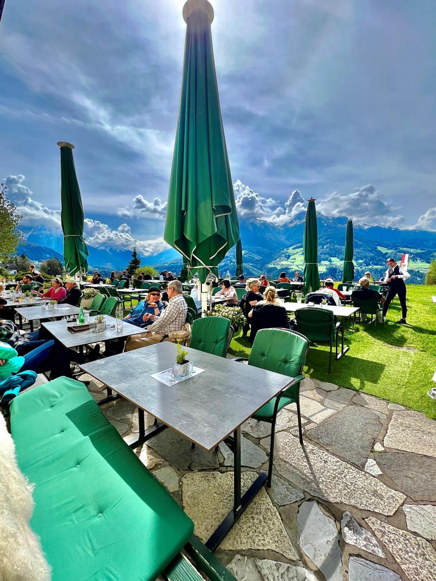Hotel Restaurant Gruenwalderhof Patsch Kültér fotó