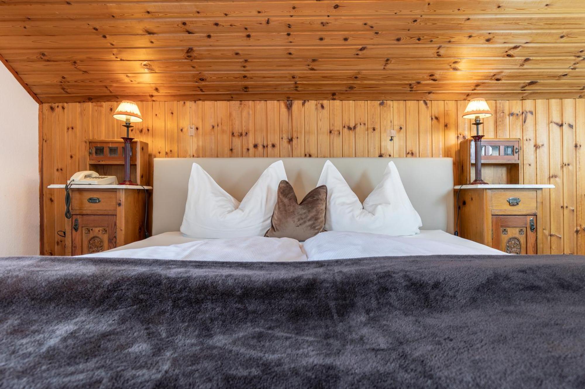 Hotel Restaurant Gruenwalderhof Patsch Kültér fotó