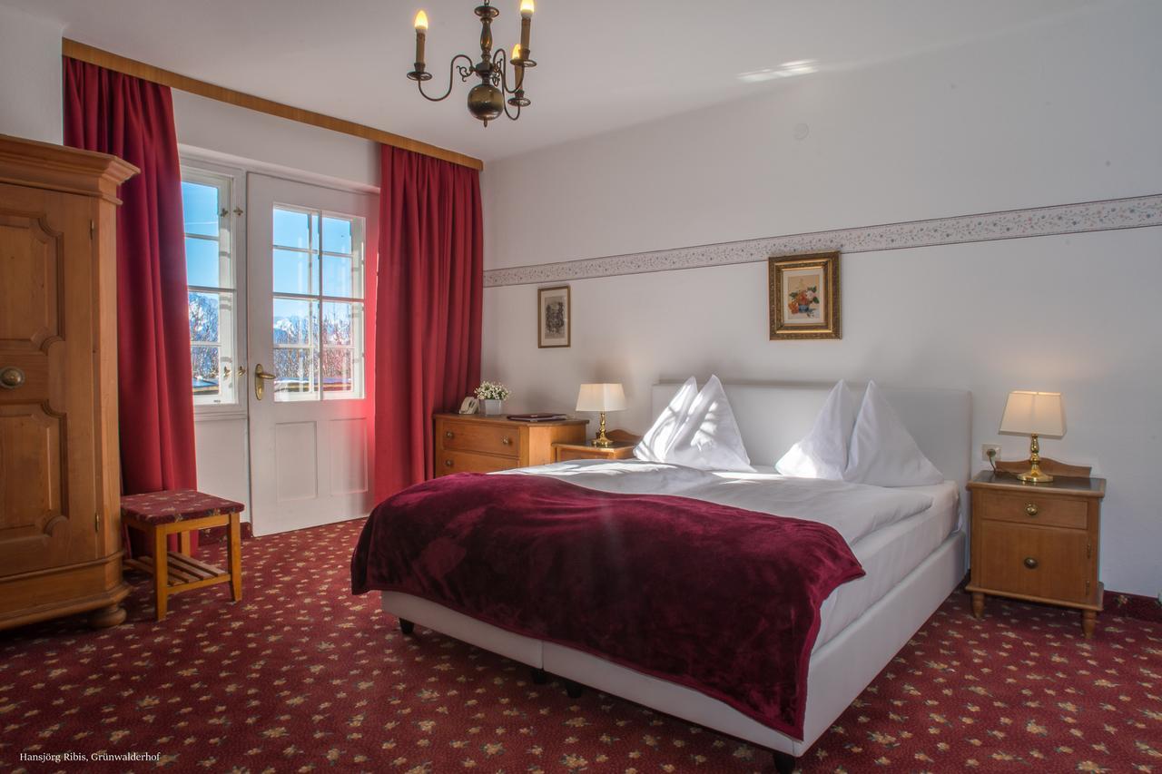 Hotel Restaurant Gruenwalderhof Patsch Kültér fotó